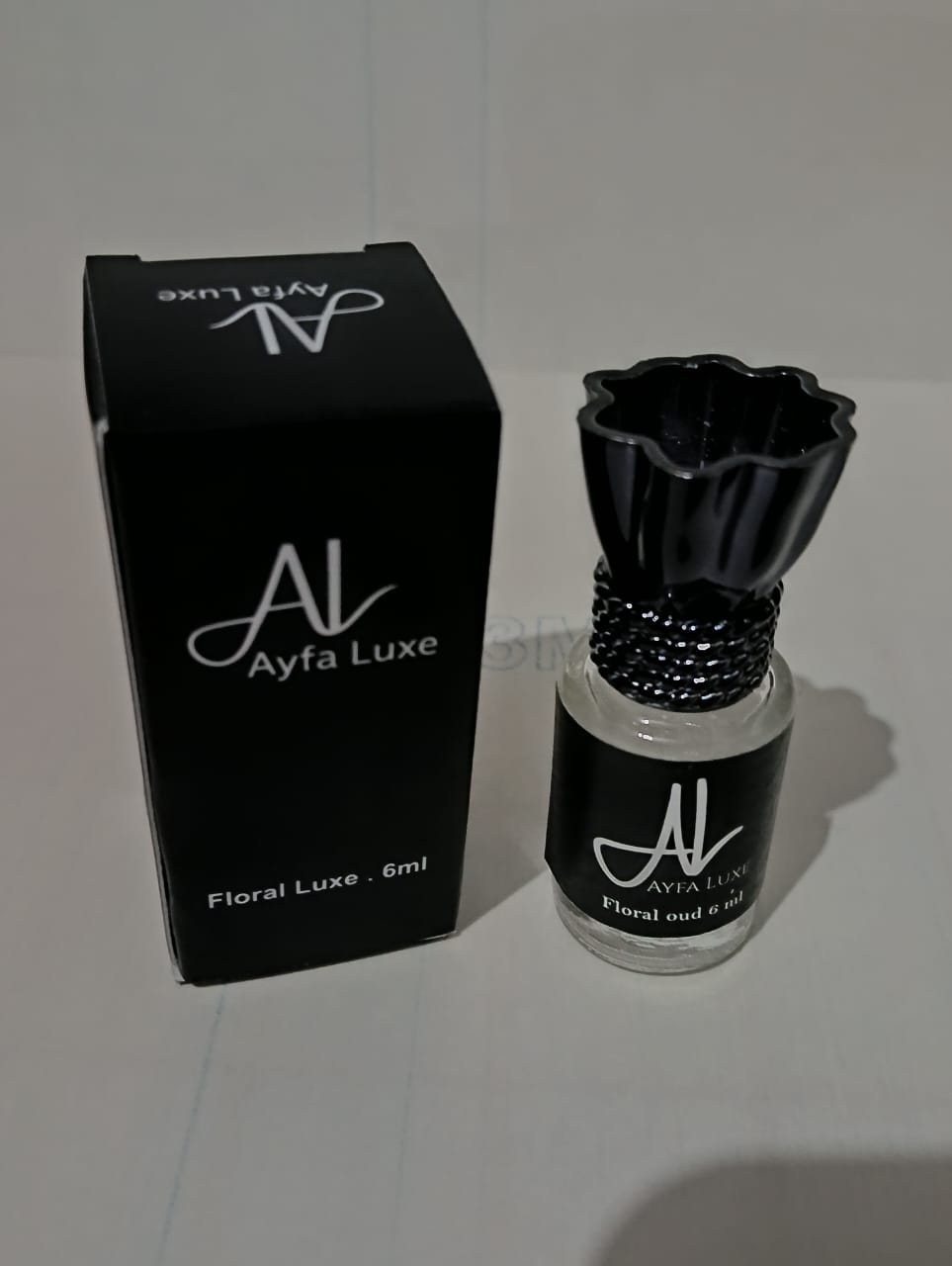 Ayfa Luxe Sanaya Oud Attar – Luxury Unisex Oud Perfume